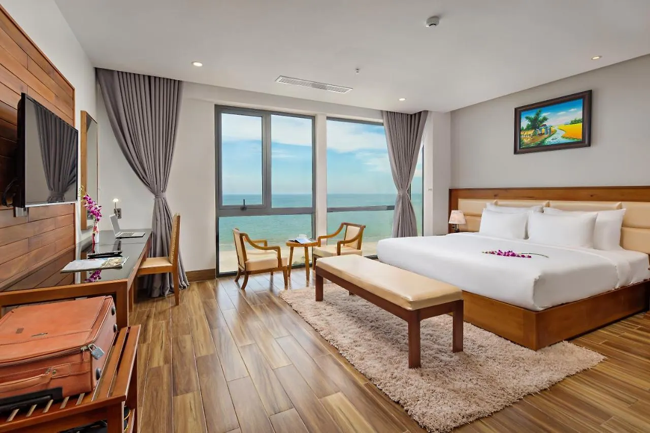 Alisia Beach Hotel Дананг 4*,