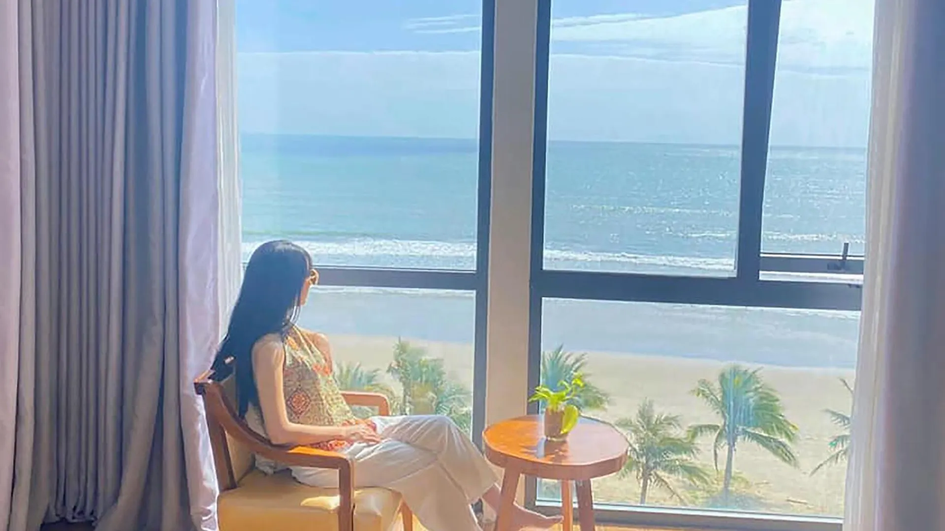 Alisia Beach Hotel Дананг