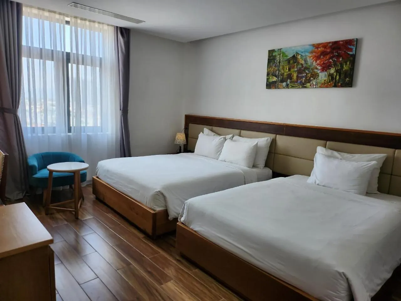Alisia Beach Hotel Дананг
